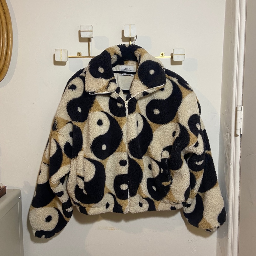 Urban Outfitters | Ying Yang Sherpa Fleece Jacket | Sz S